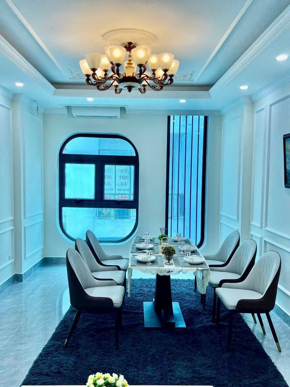 SIÊU HIẾM- Ôtô đỗ cửa Phố Nguyễn Văn Huyên 45m/ 7Tầng/ MT 4.2m 19.3 Tỷ, ngõ thông - Ảnh 1