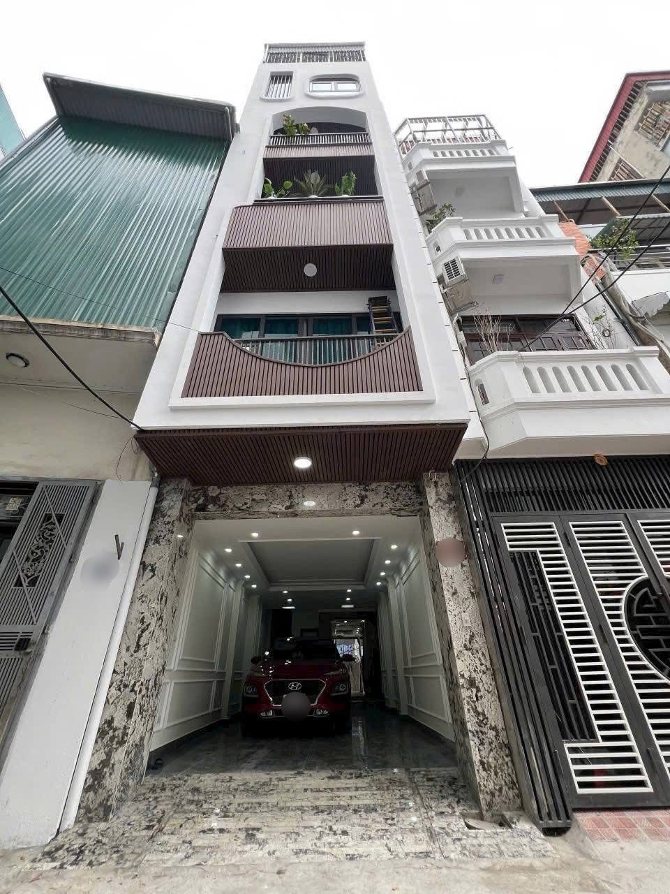 SIÊU HIẾM- Ôtô đỗ cửa Phố Nguyễn Văn Huyên 45m/ 7Tầng/ MT 4.2m 19.3 Tỷ, ngõ thông - Ảnh 2