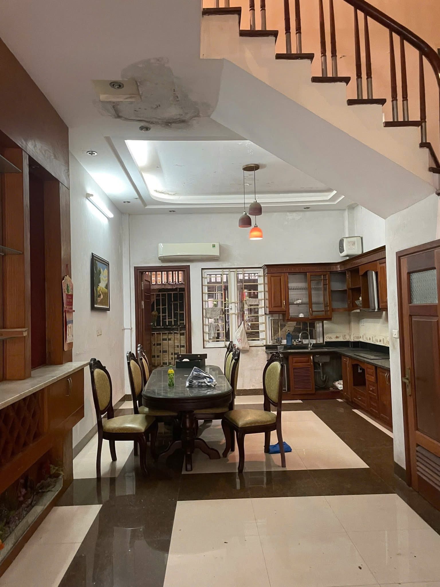 CỰC PHẨM- Ô tô tránh Phố Nguyễn Văn Huyên 56/70m, 5Tầng, Mặt tiền 4.5m 26  Tỷ - Ảnh 4