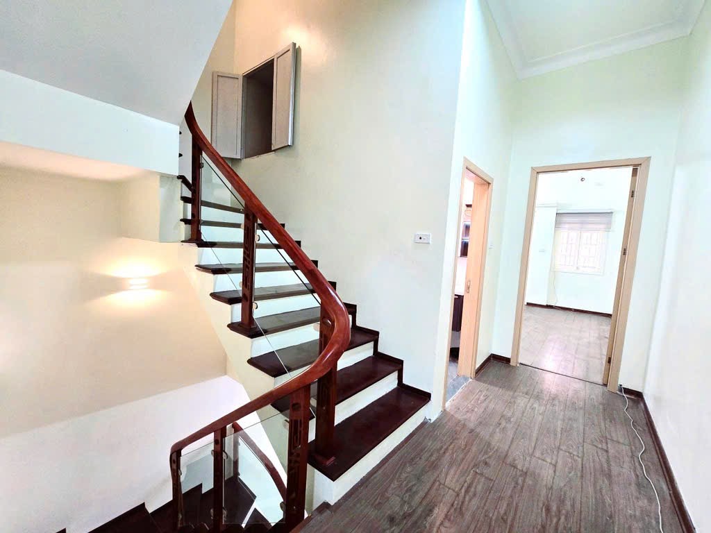Nhà đẹp phố Quan Hoa, diện tích 65m2, hiếm có khó tìm - Ảnh 5