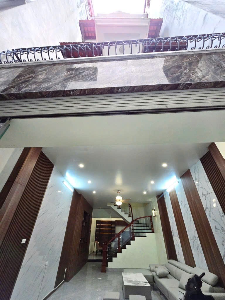 Nhà đẹp phố Quan Hoa, diện tích 65m2, hiếm có khó tìm - Ảnh chính