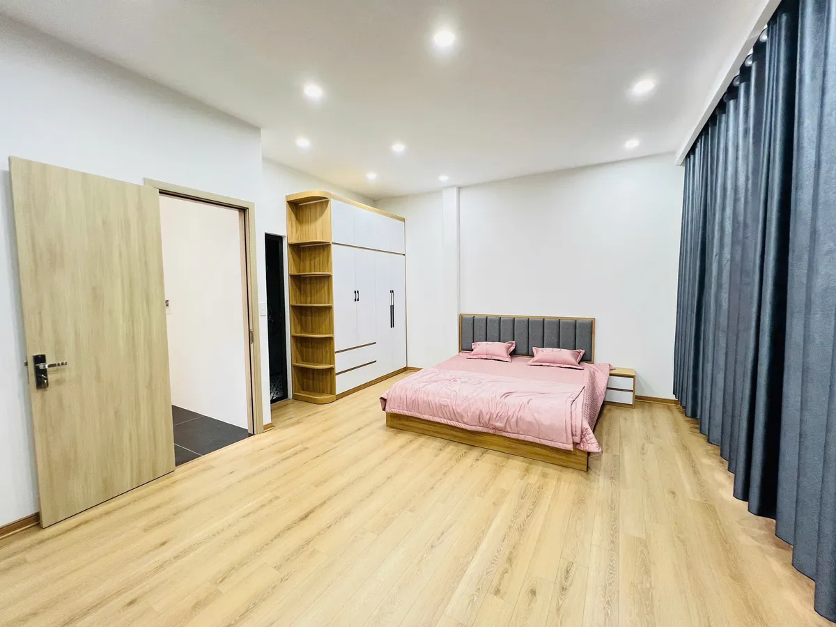 BA GÁC ĐỖ CỬA , NGÕ THOÁNG RỘNG, 40M2 SỔ ĐẸP NỞ HẬU, BÙI XƯƠNG TRẠCH THANH XUÂN , 5Tầng giá 7.4 tỷ . - Ảnh 4
