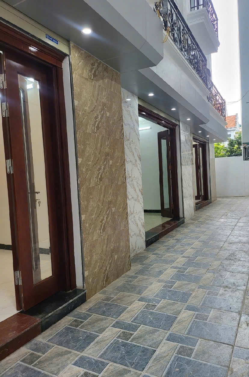 NHÀ ĐẸP GIÁ RẺ. THẠCH BÀN LONG BIÊN HN - Ảnh chính