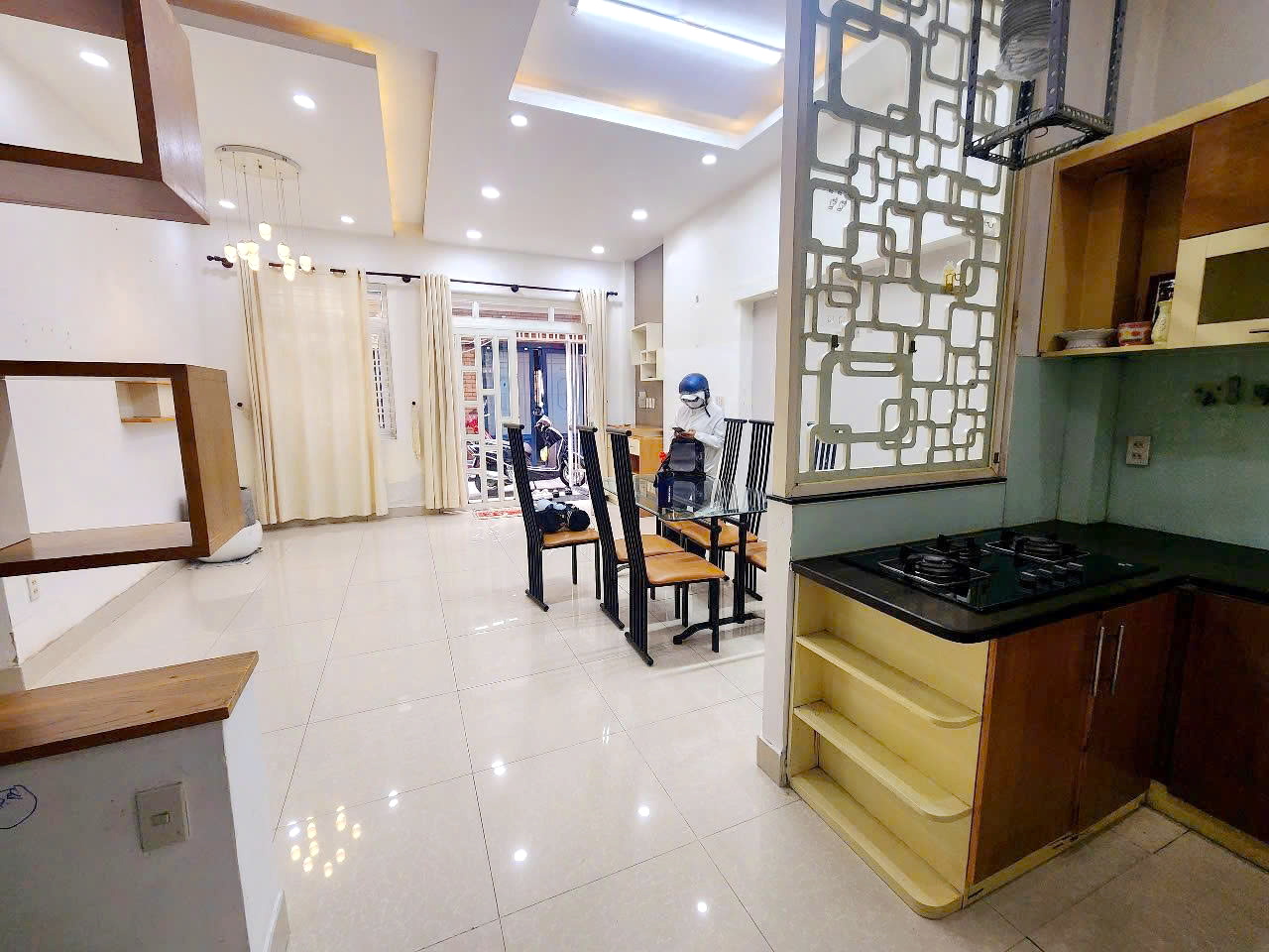 Nhà 5*10m 2 lầu/ST hẻm 125 Nguyễn Thị Tần P1Q8 - Ảnh 1