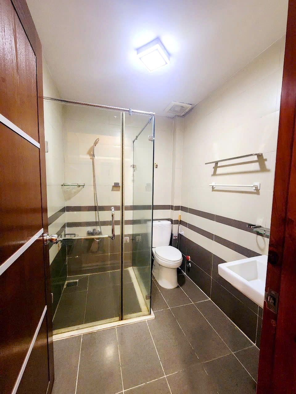 Nhà 5*10m 2 lầu/ST hẻm 125 Nguyễn Thị Tần P1Q8 - Ảnh 4