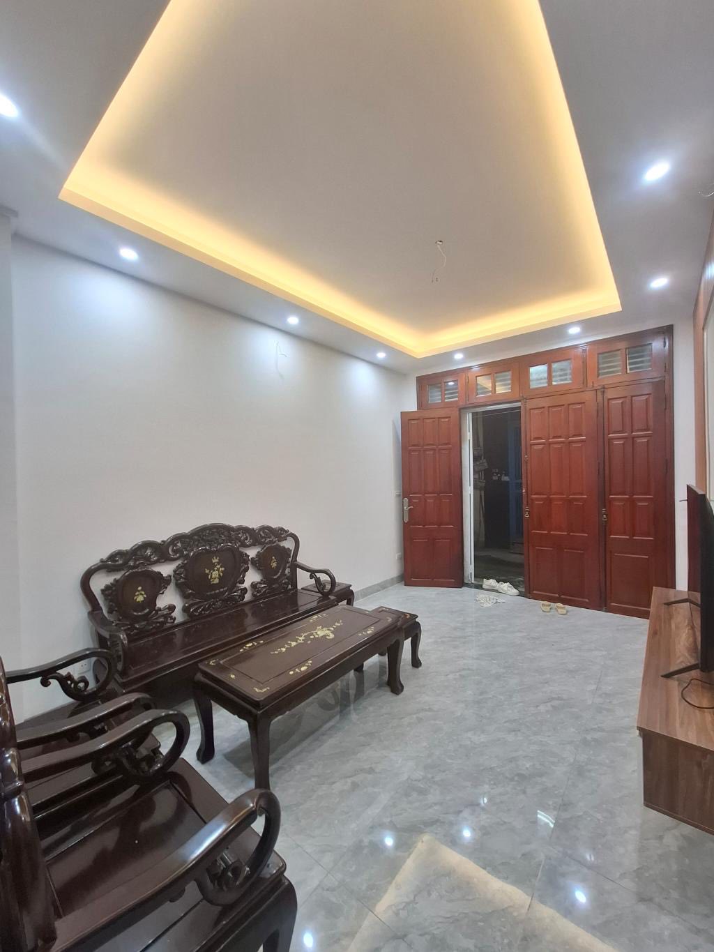 CHỈ 4 TỶ CÓ NGAY NHÀ TAM TRINH, NỘI THẤT ĐẦY ĐỦ, GẦN HỒ YÊN SỞ - 45M2 - Ảnh chính