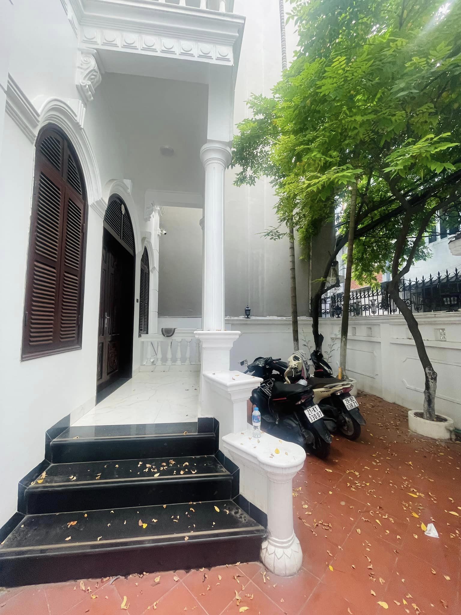 ⚜️ Biệt thự Mặt phố Nguyễn Khang, Cầu Giấy, 155m2 3T MT 9m, Giá chỉ 33.5 Tỷ ⚜️ - Ảnh 4