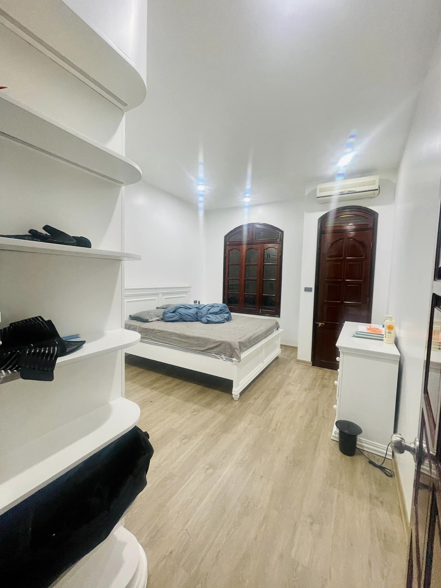 ⚜️ Biệt thự Mặt phố Nguyễn Khang, Cầu Giấy, 155m2 3T MT 9m, Giá chỉ 33.5 Tỷ ⚜️ - Ảnh 3