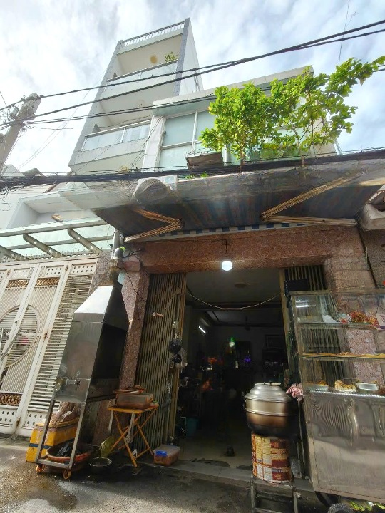 Nhà hẻm Ôtô vị trí đẹp 3.3x16.5m Nguyễn Thị Tần P2Q8 - Ảnh chính