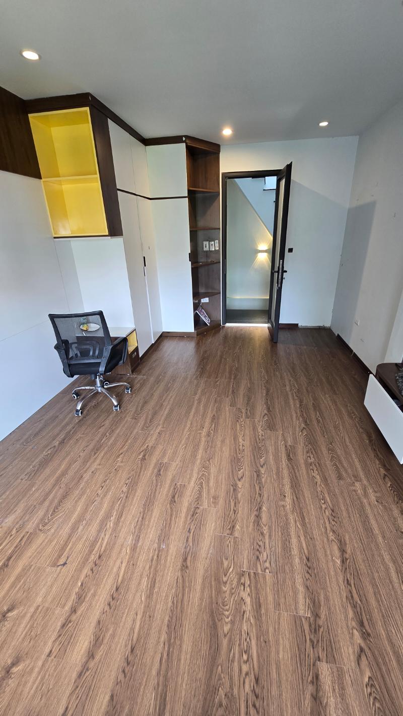 BÁN GẤP – NHÀ 5 TẦNG MINH KHAI, HAI BÀ TRƯNG – NGÕ 3 GÁC THÔNG, CÁCH Ô TÔ 50M,GẦN NHIỀU TIỆN ÍCH - Ảnh 3