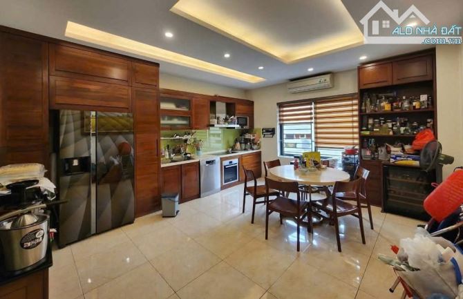 BÁN NHÀ LẠC LONG QUÂN, PHÂN LÔ, ÔTÔ TRÁNH, KINH DOANH, 2 THOÁNG, 70M2 GIÁ 23 TỶ 950 - Ảnh 1