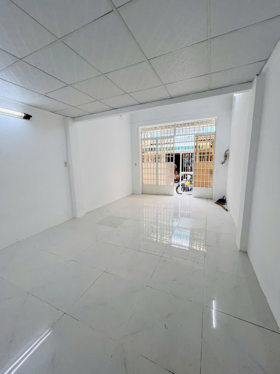 Bán Gấp nhà Nguyễn Súy Tân Quý gần chợ Tân Hương 44m2 ,2 Tầng 4 tỷ2 - Ảnh 2
