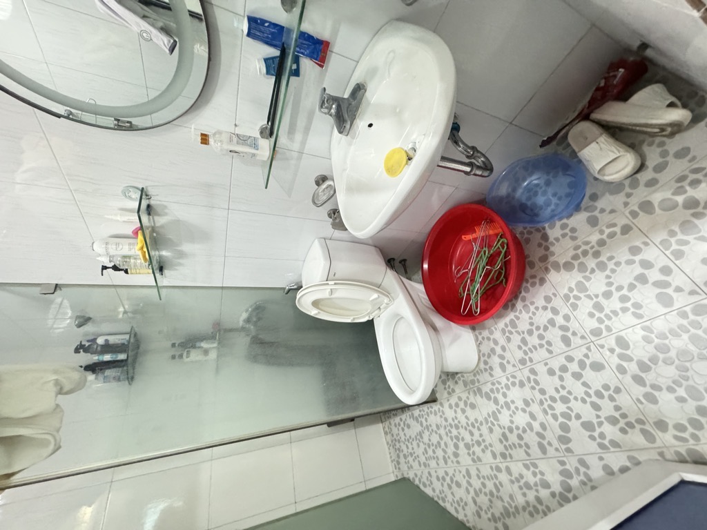 Bán CC CT12A KĐT Kim Văn - Kim Lũ, Dt 65m2, 2N2VS, full nội thất long lanh, Giá 3.25 tỷ - Ảnh 2