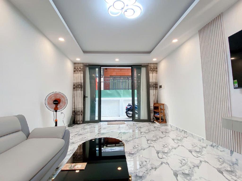 BÁN NHÀ 40M2 NGUYỄN TRỌNG TUYỂN, TÂN BÌNH, 3 TẦNG MỚI XÂY, FULL NỘI THẤT, NHỈNH 6 TỶ - Ảnh chính
