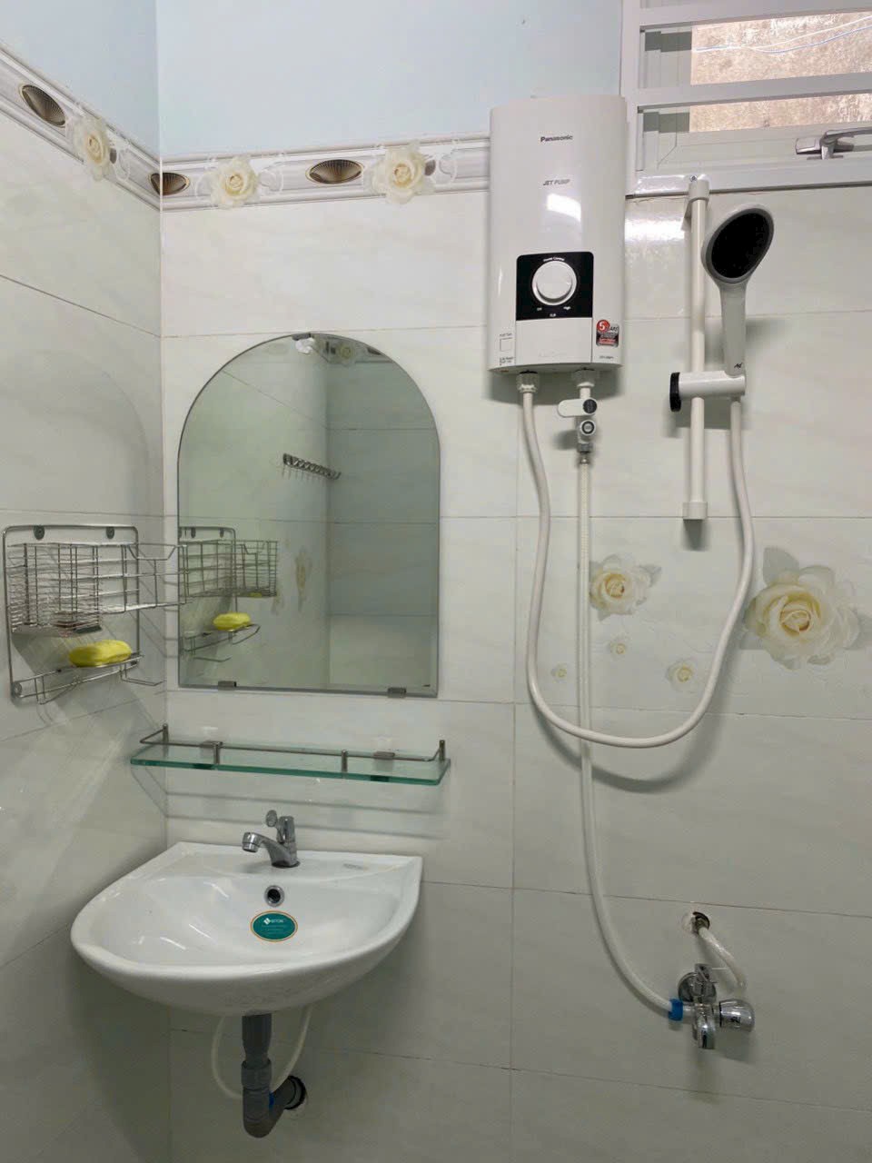 10. nhà 7 triệu 2 phòng ngủ sân đậu ô tô - Ảnh 4
