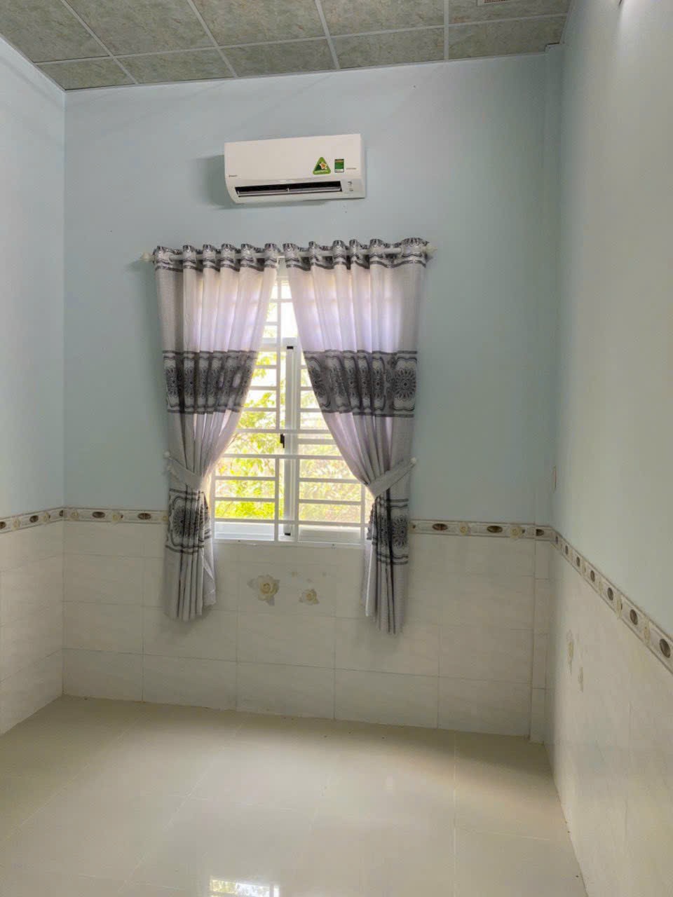 10. nhà 7 triệu 2 phòng ngủ sân đậu ô tô - Ảnh 3