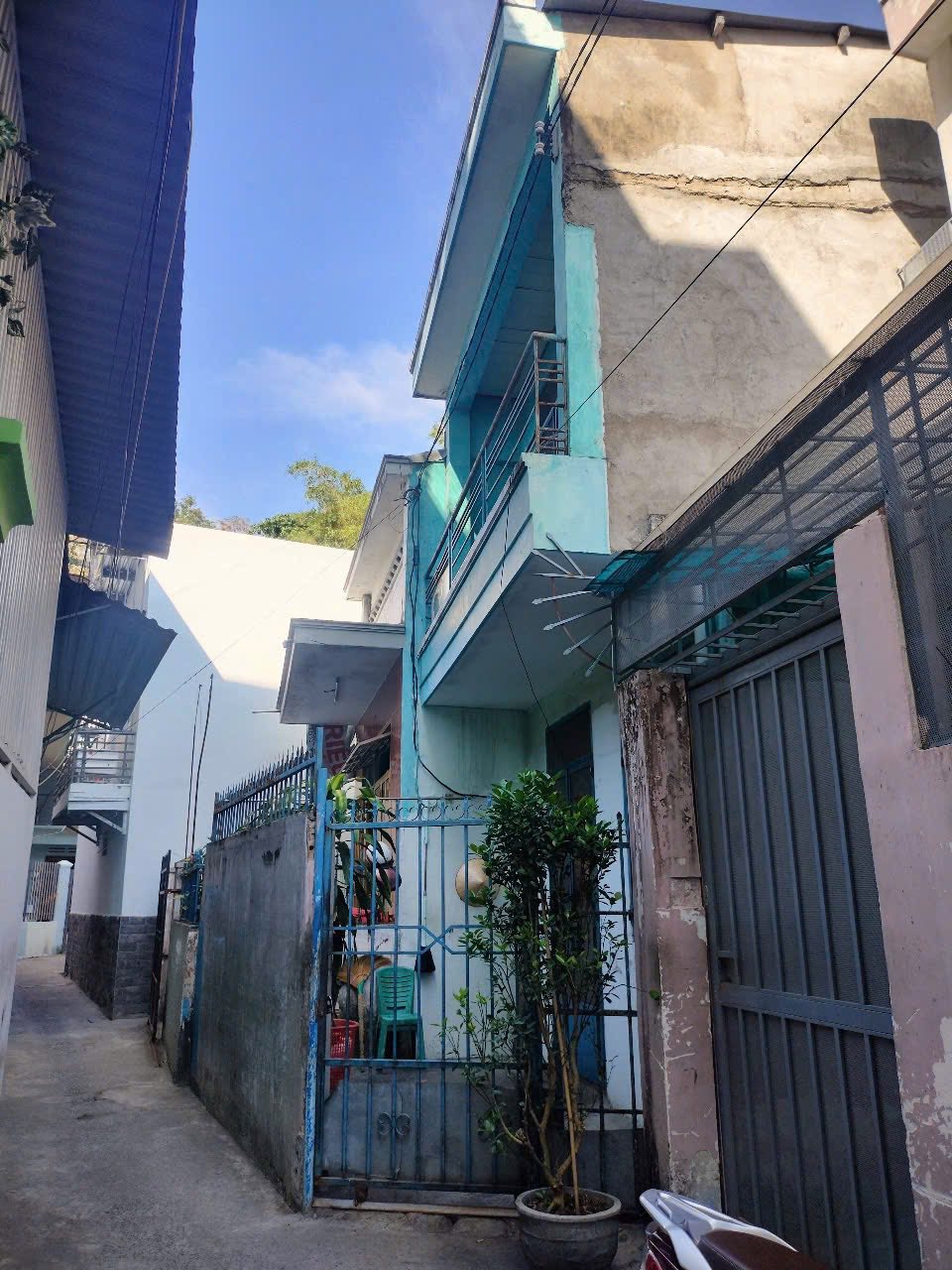 BÁN NHÀ TTTP GÂN NGAY CHỢ HẺM PHƯƠNG SÀI NHA TRANG - Ảnh chính