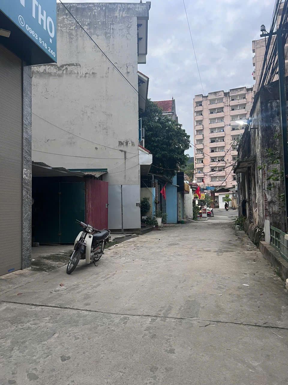 Bán căn nhà siêu đẹp 3 tầng  đại học Lâm Nghiệp, Thị trấn Xuân Mai, Chương Mỹ, Hà Nội - Ảnh 1