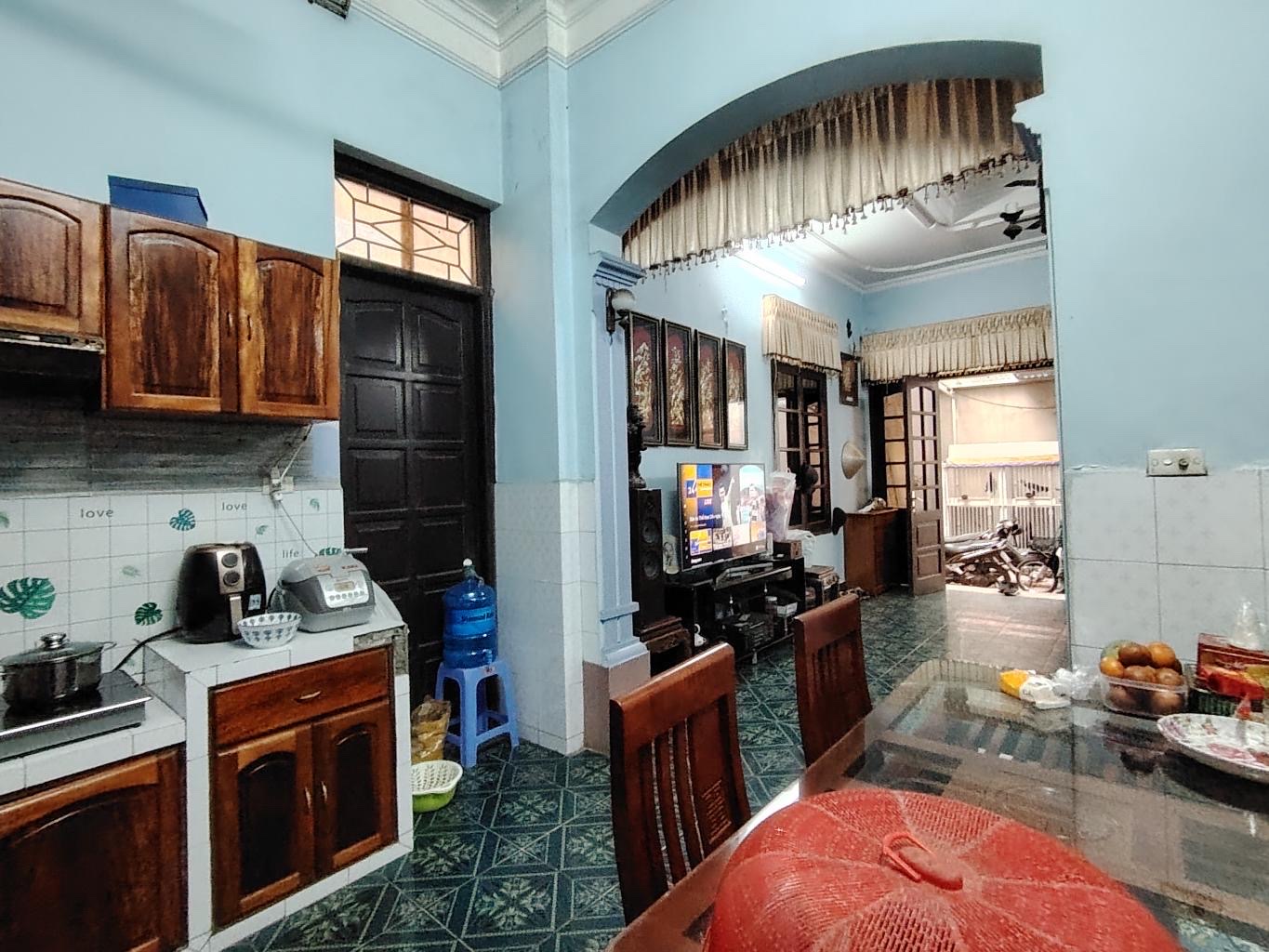 BÁN NHÀ PHỐ NGUYỄN VĂN CỪ – 97M² – 4 TẦNG – CHỈ HƠN 11 TỶ . Ô TÔ TRÁNH 3 BƯỚC CHÂN - Ảnh 2