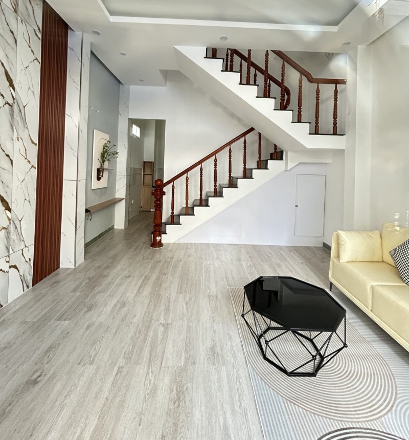 ♣ Nhà sát MT Trưng Nữ Vương,  Ô tô đậu 20m, 46m2, 3 tầng, 4PN, sạch đẹp, 3.x tỷ - Ảnh chính