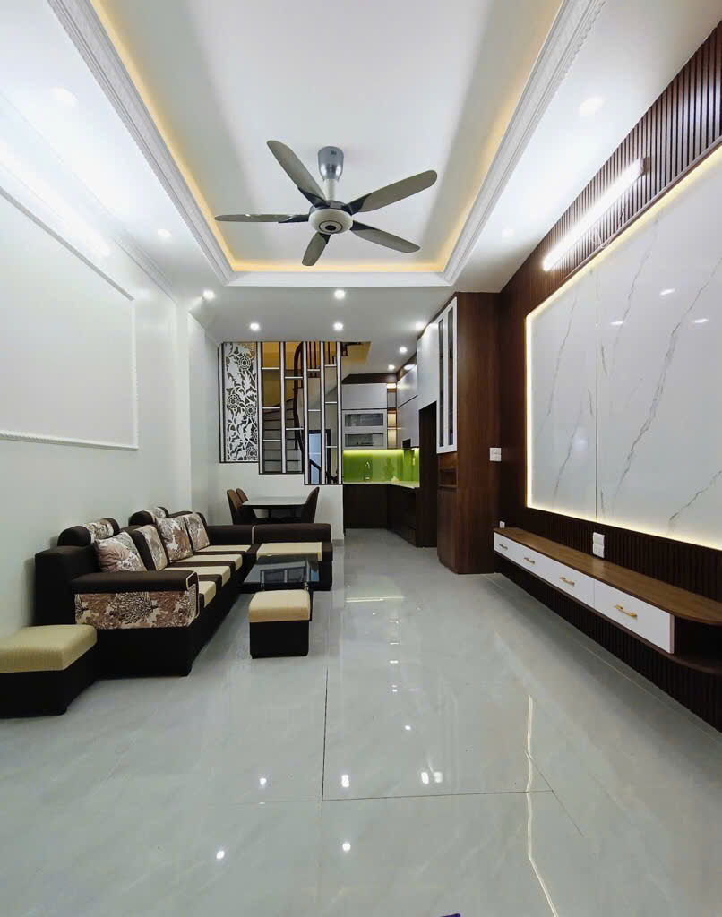 HOT! SỞ HỮU NGAY NHÀ NGUYỄN CHÍNH - TÂN MAI- HOÀNG MAI - VỊ TRÍ ĐẸP - Ảnh 3