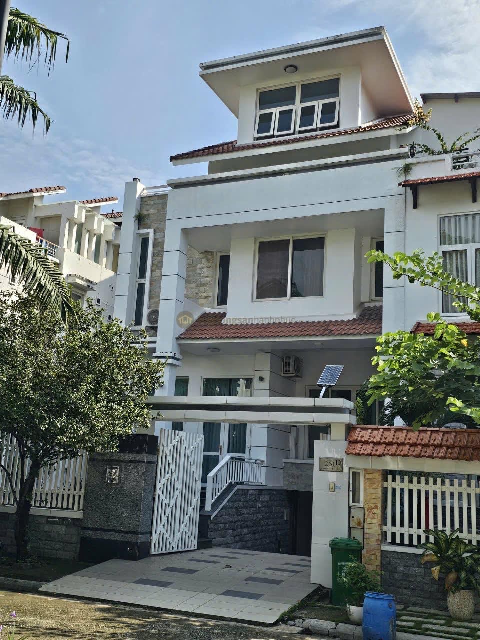 Bán biệt thự đẹp - DT 12x21=252m2 - hầm 3 tầng - giá sốc chỉ 69 tỷ tại phố Lương Định Của, Quận 2 - Ảnh chính
