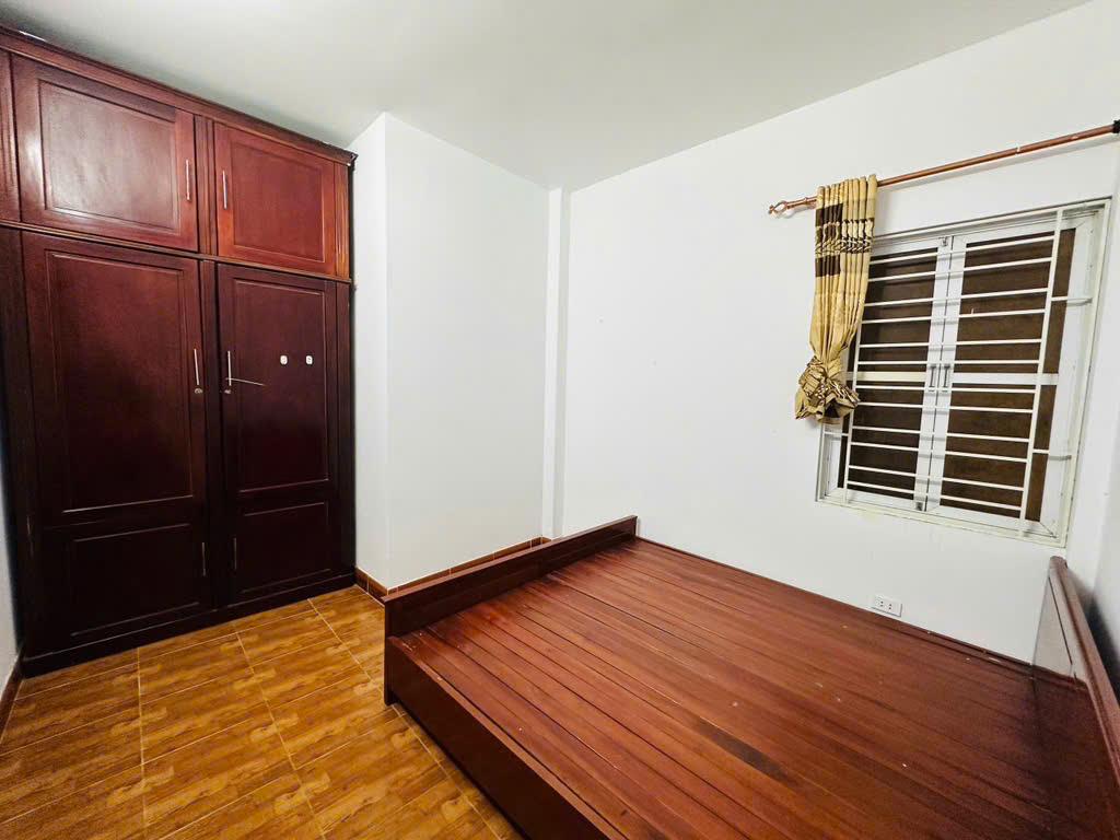 CƠ HỘI VÀNG! NHÀ TÂY HỒ - NGÕ 603 LẠC LONG QUÂN - 43M2 5 TẦNG - GIÁ CHỈ 8.4 TỶ - Ảnh 1