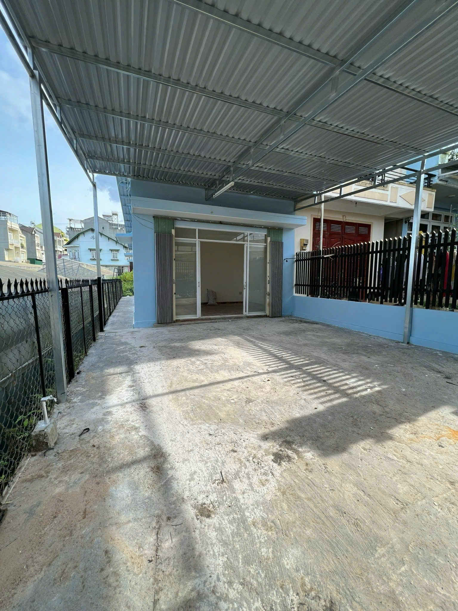 CHO THUÊ NHÀ NGUYÊN CĂN HẺM Ô TÔ NGUYÊN TỬ LỰC P8 ĐÀ LẠT - 2PN, SÂN RỘNG - 8 TRIỆU/THÁNG - Ảnh chính