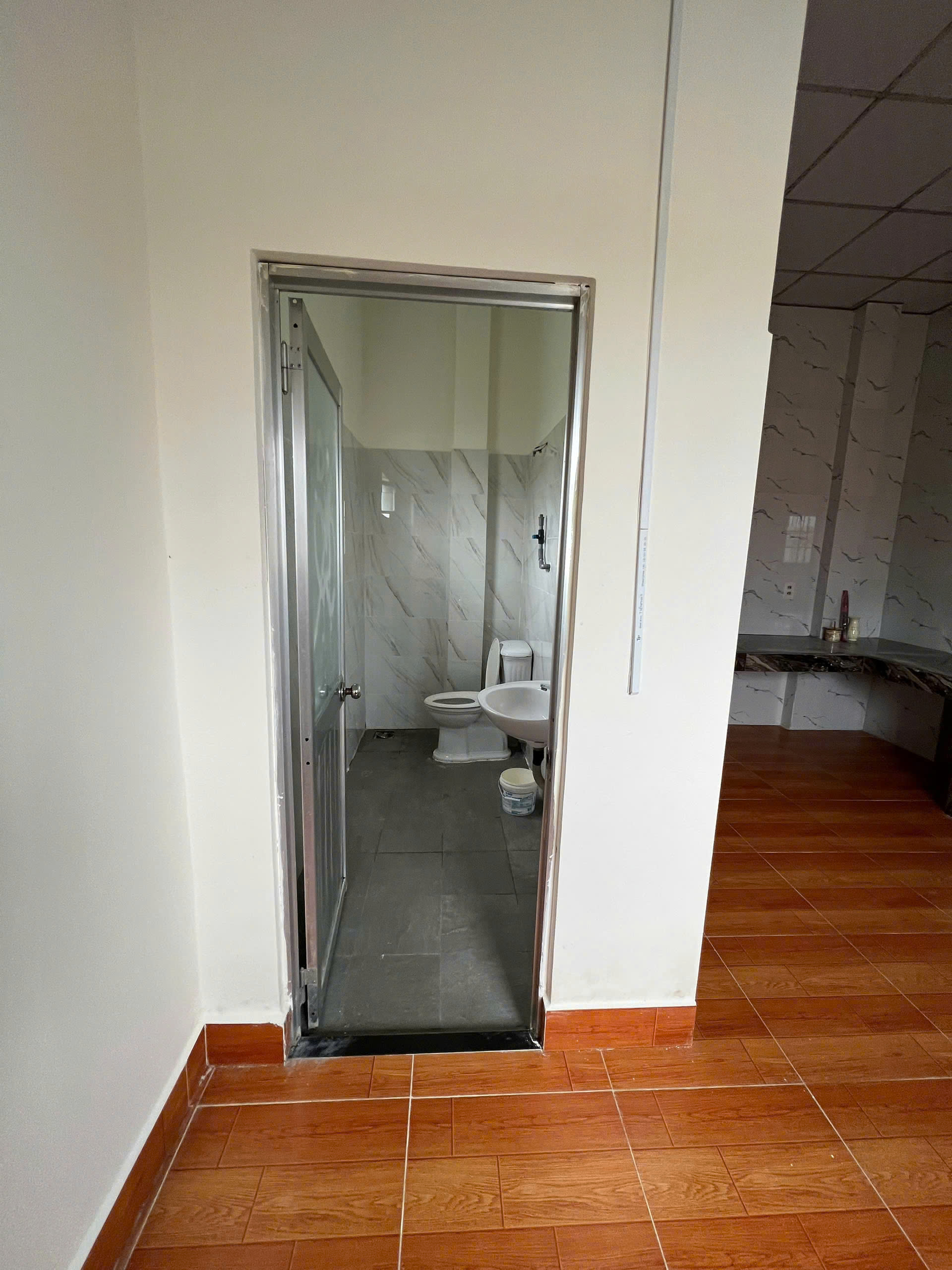 CHO THUÊ NHÀ NGUYÊN CĂN HẺM Ô TÔ NGUYÊN TỬ LỰC P8 ĐÀ LẠT - 2PN, SÂN RỘNG - 8 TRIỆU/THÁNG - Ảnh 4