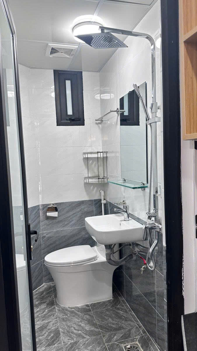 Siêu phẩm pháo đài láng, Dòng tiền cao, kinh doanh đỉnh, Thang máy , 80 m giá nhỉnh 24 tỷ - Ảnh 3