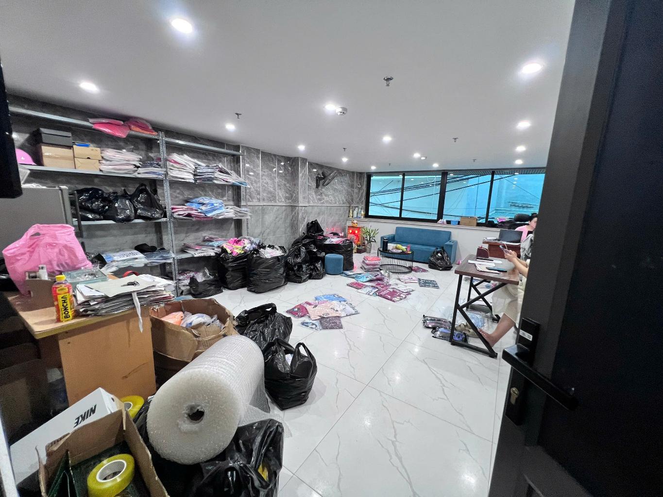 (Tin thật 100%) Tòa CHDV 2 mặt tiền 70m2 x 9T tại Hồ Tùng Mậu - Ô tô tránh - Dòng tiền 1,25 tỷ/năm - Ảnh 2