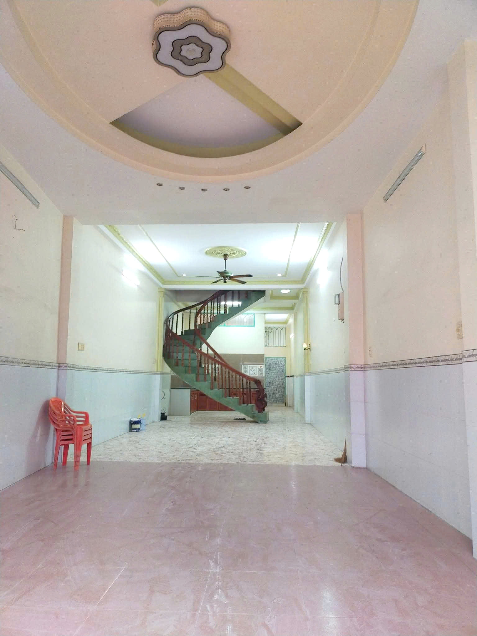 Nhà 3 tầng nở hậu MT đường Ba Đình P10.Q8. Giá 11,5 tỷ TL - Ảnh chính