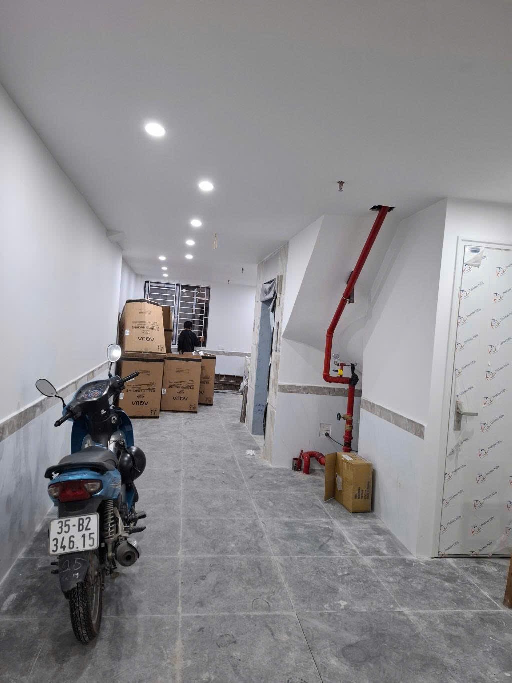 Tòa căn hộ 6 tầng thang máy trung tâm Cầu Giấy, 8 phòng full nội thất, pccc chuẩn đét - Ảnh 1