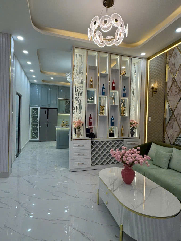 110,2m2 - Giá 8.9 tỷ - Đủ nội thất - 5PN - Hẻm Phạm Hữu Lầu - Quận 7 - Ảnh 2