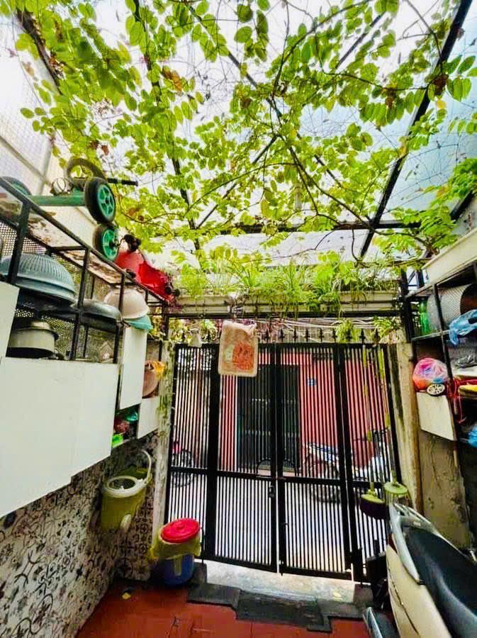BÁN GẤP NHÀ ĐẸP - GIÁ TỐT - Vị Trí Đắc Địa Tại Phố Bạch Đằng, Quận Hai Bà Trưng, Hà Nội - Ảnh 3