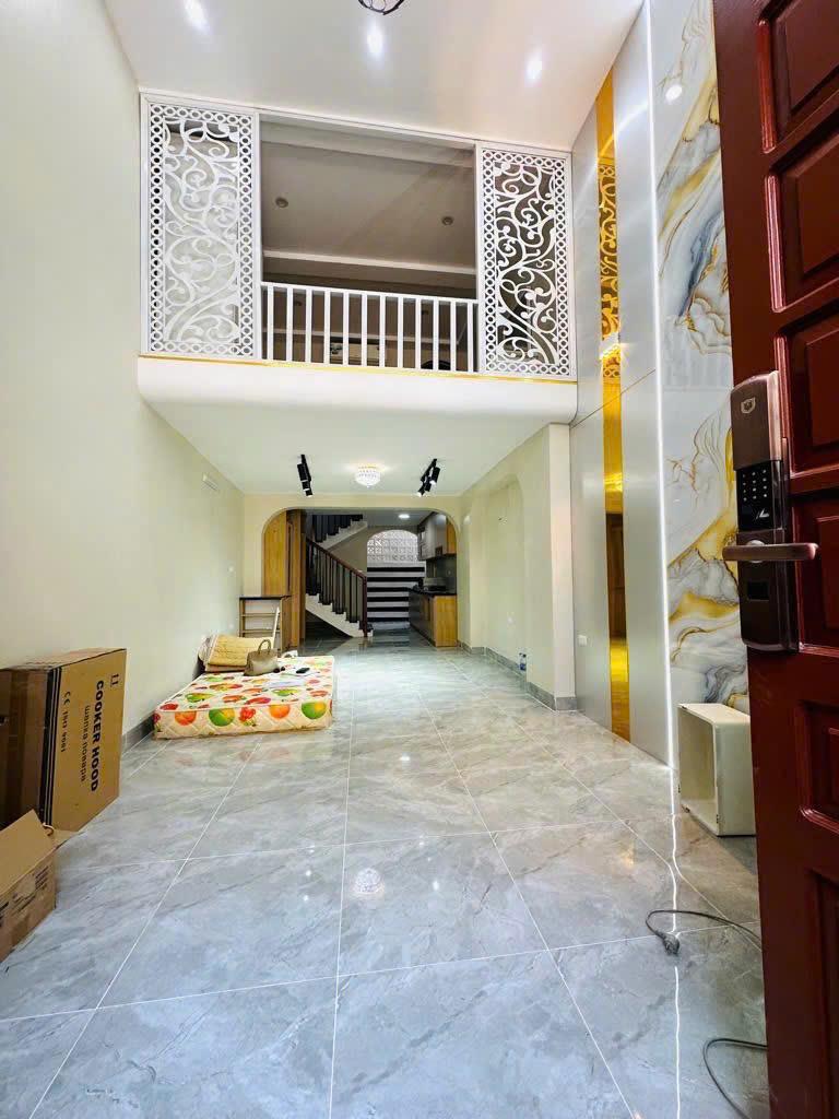 HOT NHÀ ĐẸP - GIÁ TỐT - Vị Trí Đắc Địa Tại Đường Trương Định, Phường Mai Động, Quận Hoàng Mai, Hà - Ảnh chính