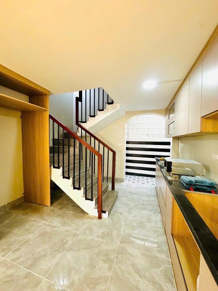 HOT NHÀ ĐẸP - GIÁ TỐT - Vị Trí Đắc Địa Tại Đường Trương Định, Phường Mai Động, Quận Hoàng Mai, Hà - Ảnh 1