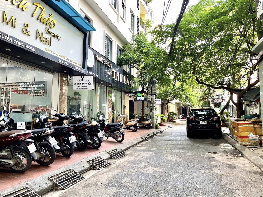 Bán nhà khu vực Kim Mã Ba Đình - Ảnh chính