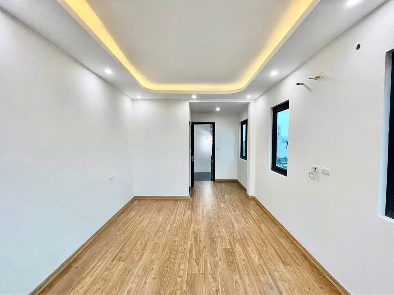 🔥 LÔ GÓC - THANG MÁY - GARA Ô TÔ - NGÕ THÔNG – KINH DOANH CỰC ĐỈNH – GIÁ CHỈ HƠN 7 TỶ!!! 🔥 - Ảnh chính