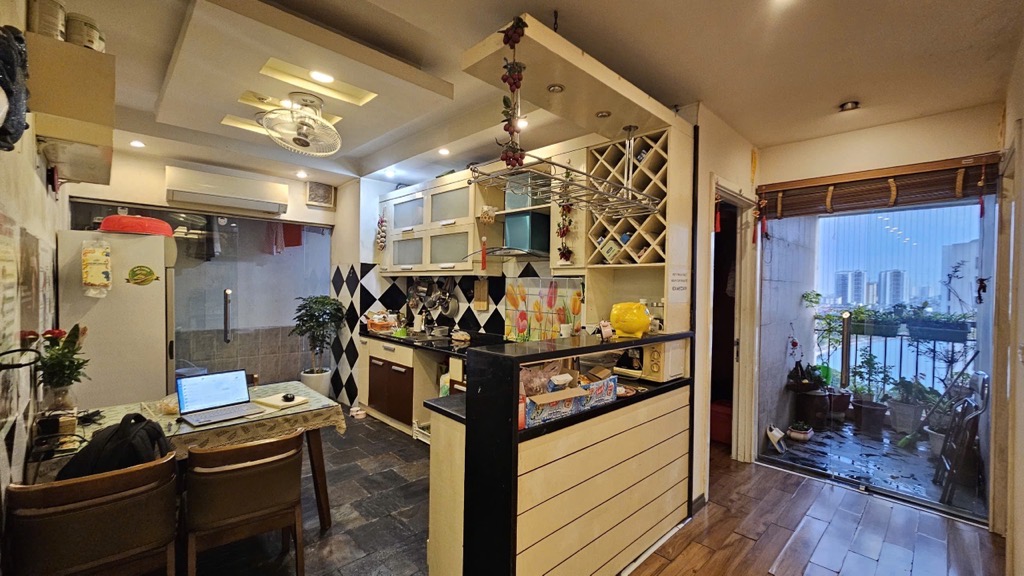 Chung cư Vinaconex 19 Đại Từ, view hồ, Dt 124m2, 3N2VS, full nội thất đẹp. Giá 7 tỷ - Ảnh 2