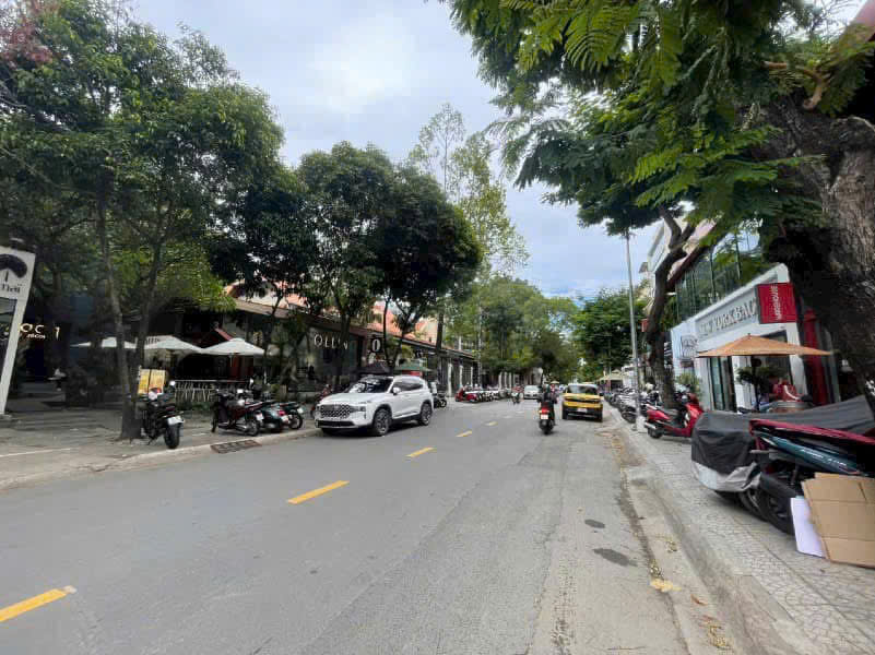 Bán đất thổ cư 365m2 Quốc Hương, Thảo Điền, Quận 2 - 86 tỷ - Ảnh 1