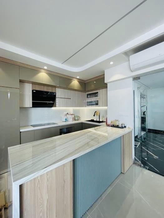 BÁN GẤP NHÀ ĐẸP - LÔ GÓC HOÀNG QUỐC VIỆT  40M X 5T Ô TÔ-  KD- 9.8 TỶ - Ảnh 2