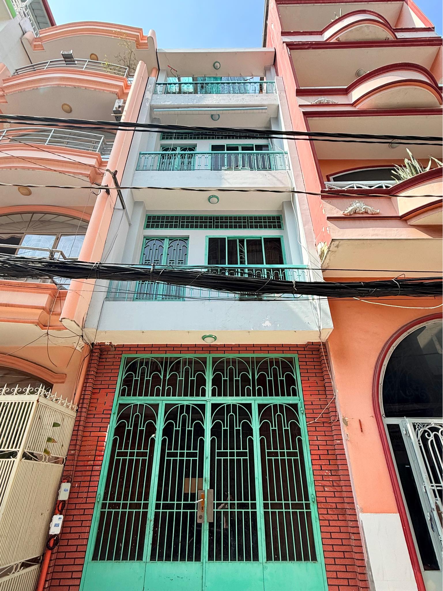 QUẬN 3 - hẻm kinh doanh nhộn nhịp LÊ VĂN SỸ, 50m2, 4 tầng, xe hơi đỗ cửa. - Ảnh 1