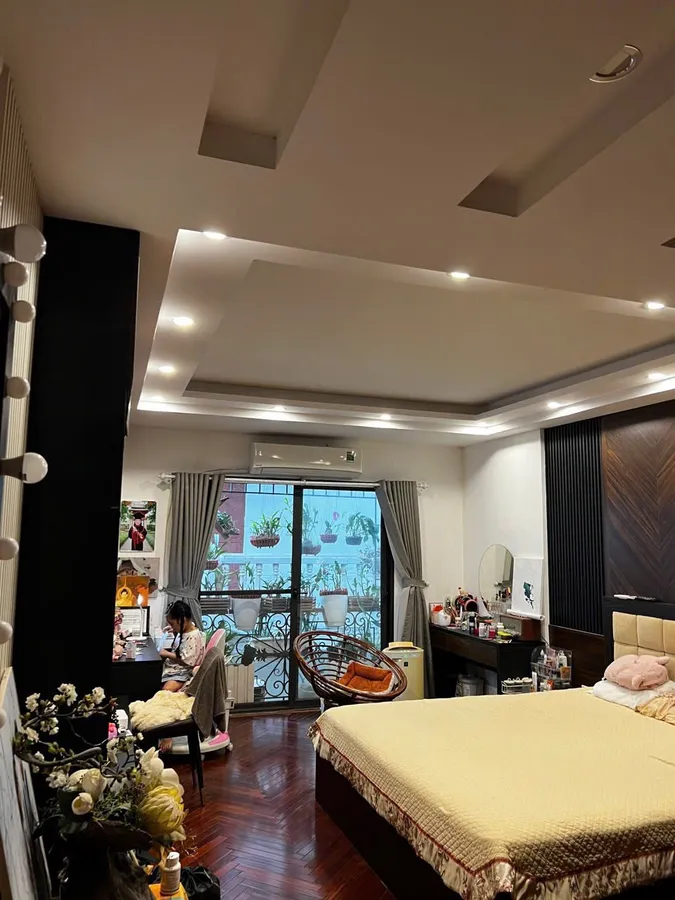Bán nhà phố Thái Hà, Đống Đa 6 tầng thang máy 55m2 xây cực đẹp 2 thoáng giá 20.5 tỷ - Ảnh 2