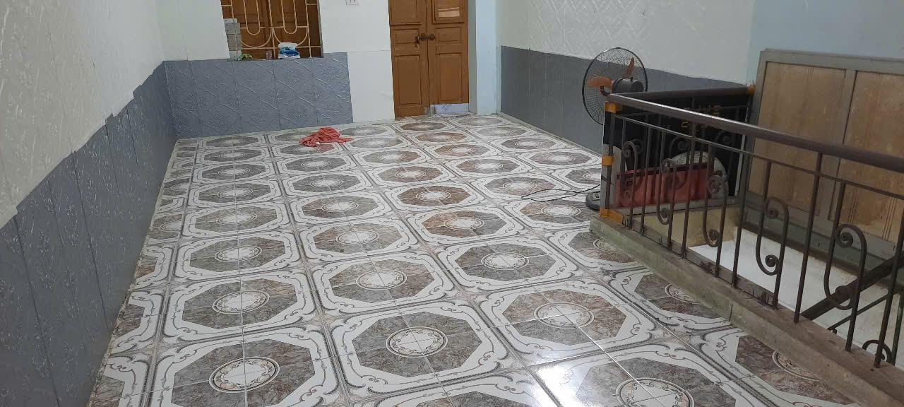 Nhà đất dân xây kiên cố đường Xuân Thủy, Cầu Giấy, chỉ nhỉnh 6 tỷ - Ảnh chính