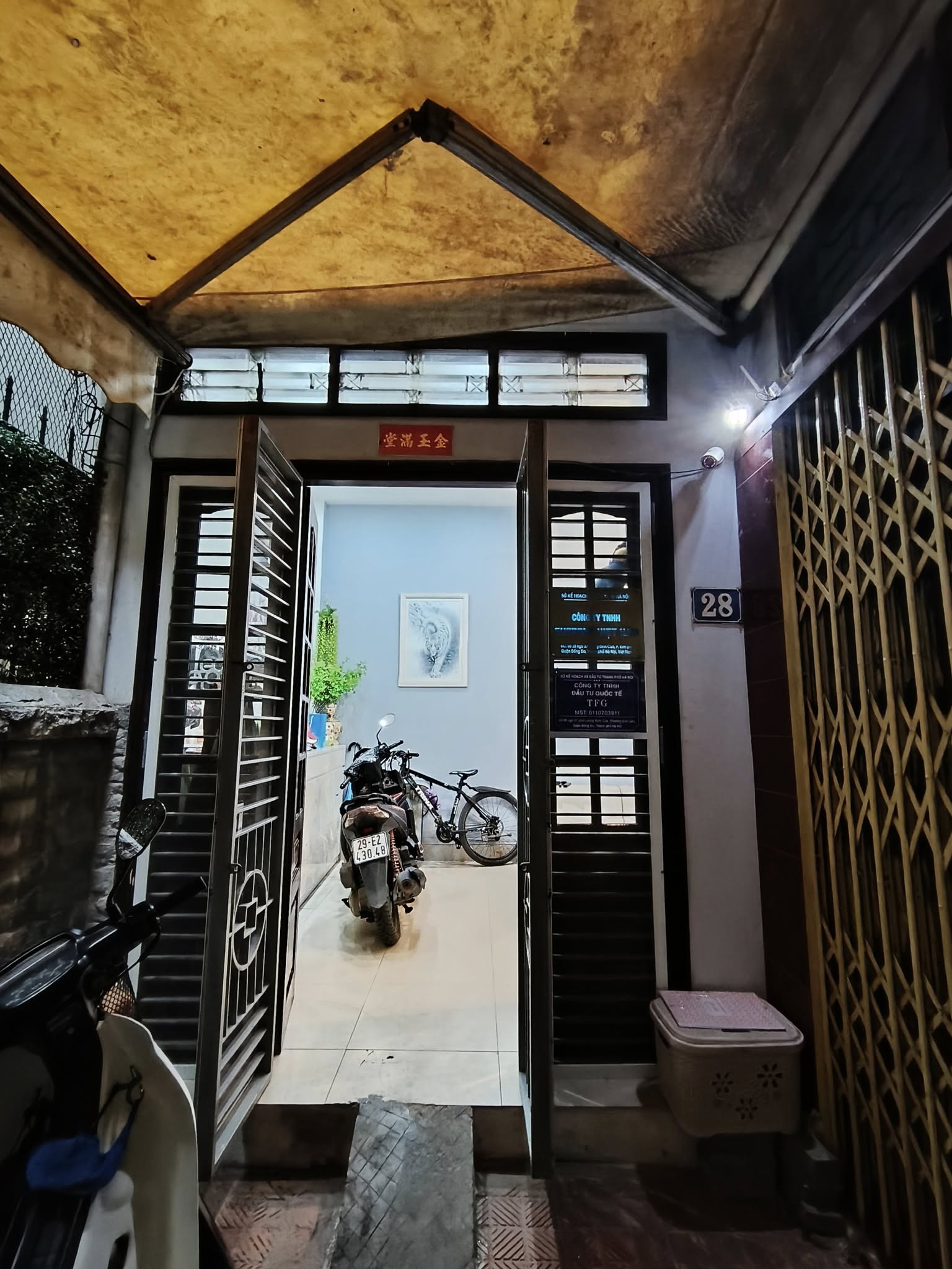 🏡 BÁN NHÀ NGÕ 27 PHỐ LƯƠNG ĐÌNH CỦA – TRUNG TÂM ĐỐNG ĐA – CÓ Ô CHỜ THANG MÁY – CÁCH PHỐ 80M - Ảnh chính