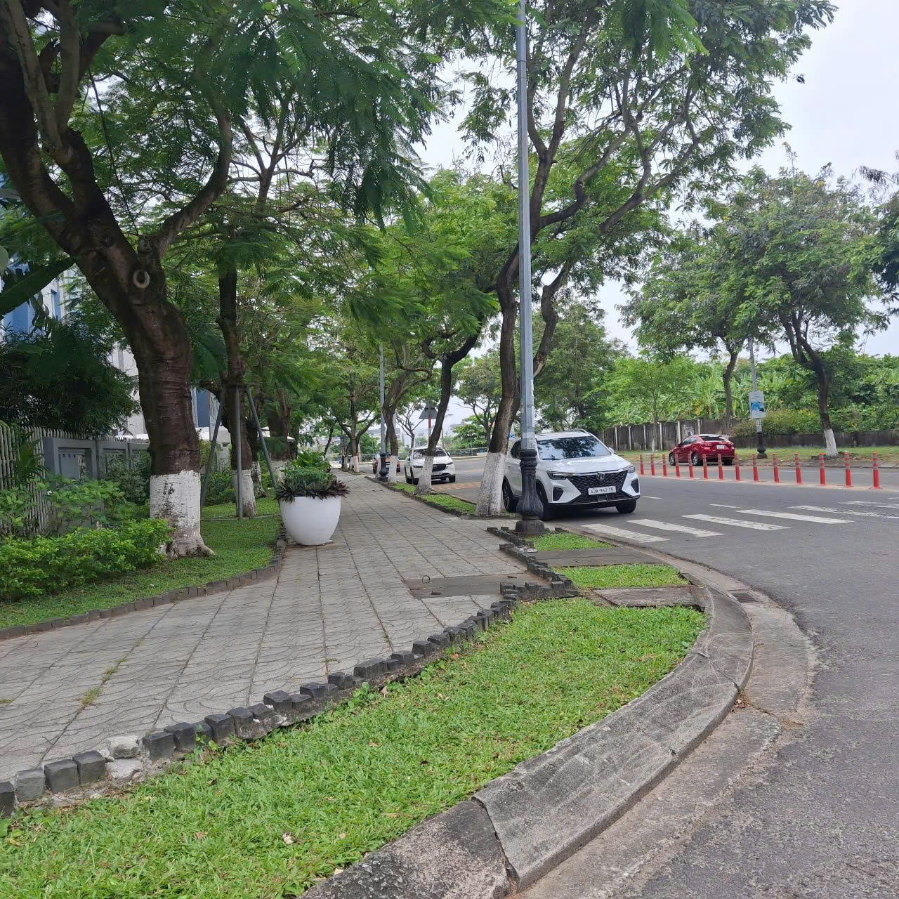 MẶT TIỀN PHẠM QUANG ẢNH – TT  SƠN TRÀ – GẦN BIỂN MỸ KHÊ – NHÀ ĐẸP –133m2 ,8.4 tỷ - Ảnh 2