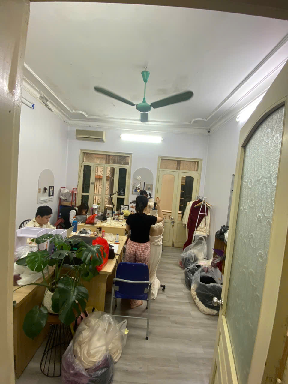 Cho thuê nhà riêng 4 tầng tại ngõ 84 Ngọc Khánh, Ba Đình.. Ngõ rộng ô tô đỗ cửa. Chỉ 12 tr/th - Ảnh 2
