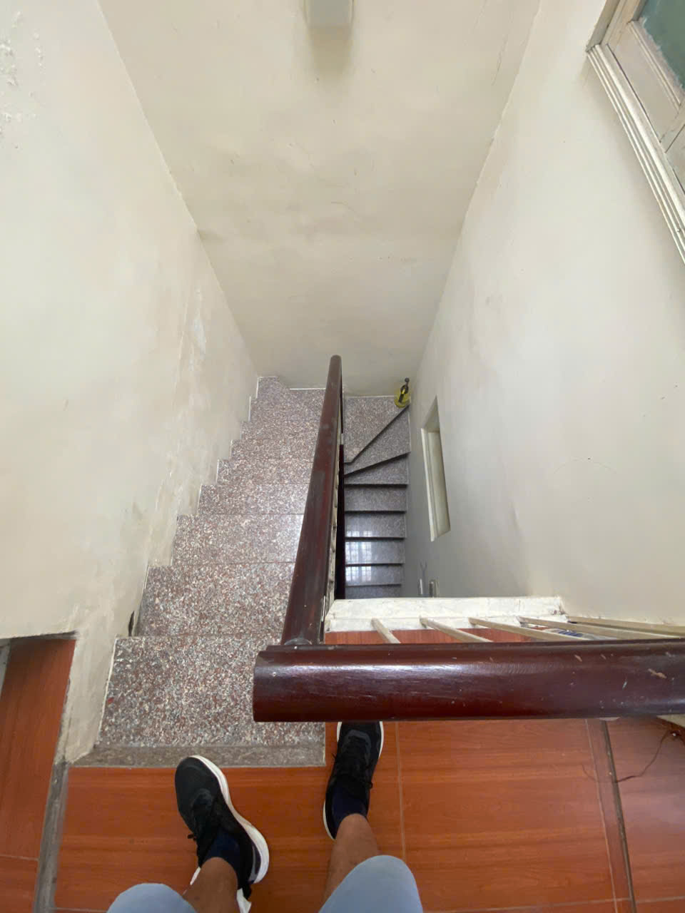 Cho thuê nhà riêng 4 tầng tại ngõ 84 Ngọc Khánh, Ba Đình.. Ngõ rộng ô tô đỗ cửa. Chỉ 12 tr/th - Ảnh 4