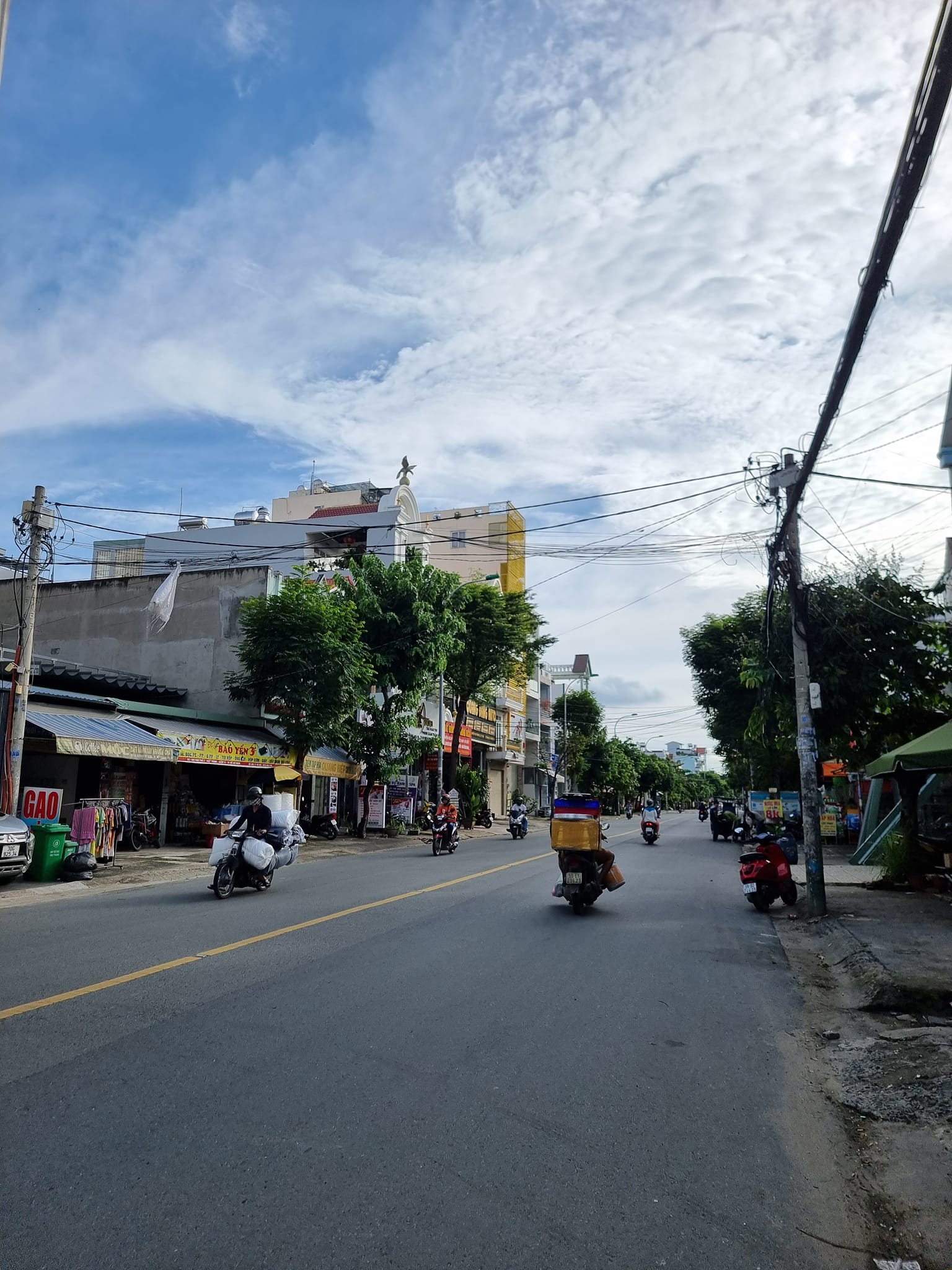 Bán nhà mặt tiền 4 tầng 5x10m giá 9,9 tỷ Đường Dương Thị Mười - Ảnh chính